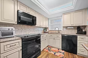 1205 Sandy Ln, Singer Island, FL 33404 - Photo 5