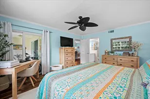 1205 NE Sandy Ln, Singer Island, FL 33404 - Photo 13