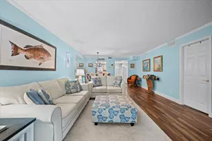 1205 NE Sandy Ln, Singer Island, FL 33404 - Photo 11