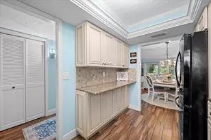 1205 Sandy Ln, Singer Island, FL 33404 - Photo 7