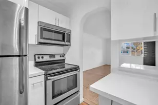 1851 NE 62nd St, Fort Lauderdale, FL 33308 - Photo 9