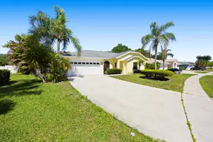 105 Monterey Way, Royal Palm Beach, FL 33411 - Photo 3