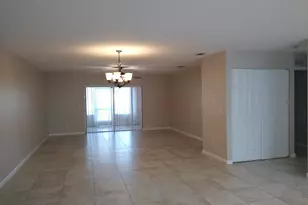 2082 SE Wild Meadow Cir, Port Saint Lucie, FL 34952 - Photo 11