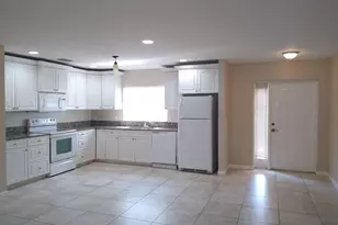 2082 SE Wild Meadow Cir, Port Saint Lucie, FL 34952 - Photo 5