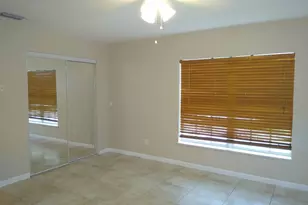 2082 SE Wild Meadow Cir, Port Saint Lucie, FL 34952 - Photo 9