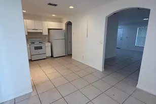 1215 Hyacinth Pl, Wellington, FL 33414 - Photo 5