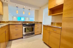 5700 NW 2nd Ave, Boca Raton, FL 33487 - Photo 9
