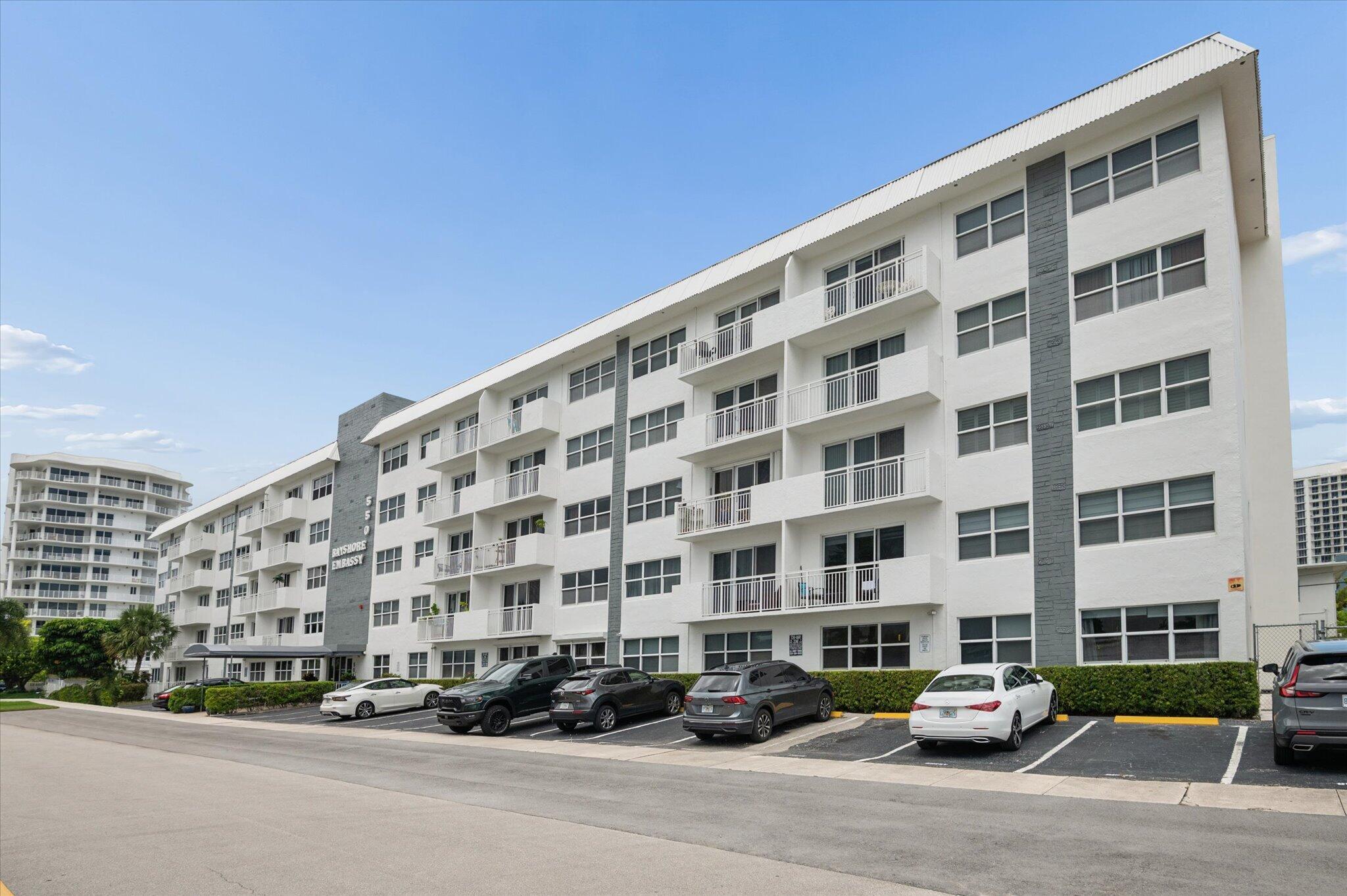 550 Bayshore Dr #314 main architectural view