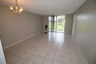 9621 Sunrise Lakes Blvd, Sunrise, FL 33322 - Photo 7