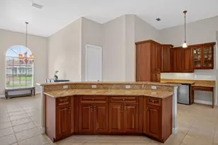 9523 Shadow Ln, Fort Pierce, FL 34951 - Photo 15