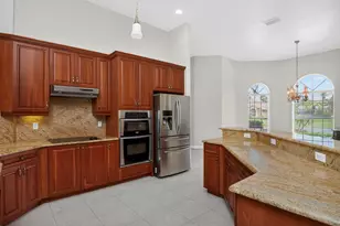 9523 Shadow Ln, Fort Pierce, FL 34951 - Photo 11