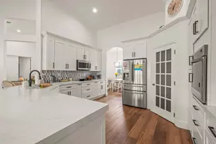 15705 Meadow Wood Dr, Wellington, FL 33414 - Photo 11