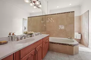 15705 Meadow Wood Dr, Wellington, FL 33414 - Photo 17