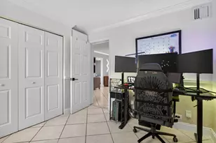 1601 NW 48th Pl, Deerfield Beach, FL 33064 - Photo 19