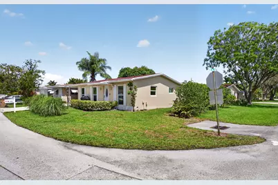 1601 NW 48th Place, Deerfield Beach, FL 33064 - Photo 25