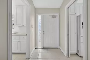 8093 Montserrat Pl, Wellington, FL 33414 - Photo 5