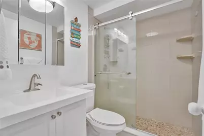 720 Orton Avenue #404, Fort Lauderdale, FL 33304 - Photo 17