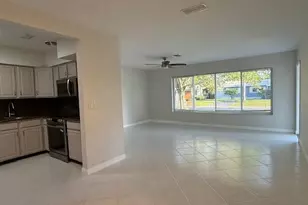 1575 NE 47th St, Oakland Park, FL 33334 - Photo 9