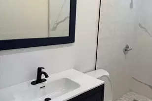 6410 NW Miami Ct, Miami, FL 33150 - Photo 23