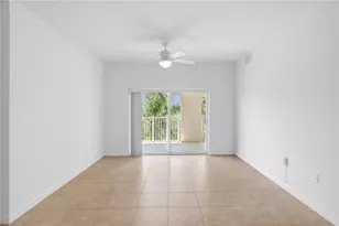 1931 NE 2nd St, Deerfield Beach, FL 33441 - Photo 17