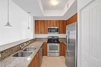 1931 NE 2nd Street #303, Deerfield Beach, FL 33441 - Photo 9