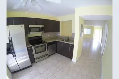 4785 SW 62nd Avenue #102, Davie, FL 33314 - Photo 3