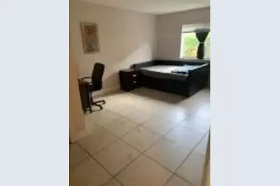 4785 SW 62nd Avenue #102, Davie, FL 33314 - Photo 5