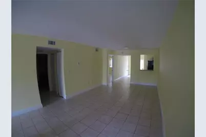 4785 SW 62nd Avenue #102, Davie, FL 33314 - Photo 1