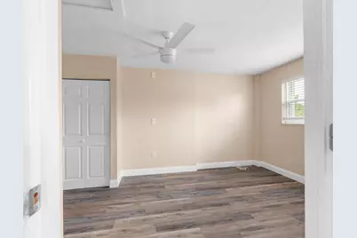 3201 Alice Drive, Palm Springs, FL 33461 - Photo 29