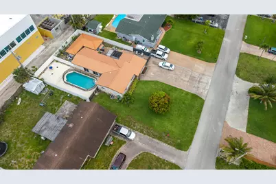 3201 Alice, Palm Springs, FL 33461 - Photo 57