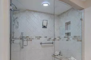 5550 N Ocean Dr, Riviera Beach, FL 33404 - Photo 37