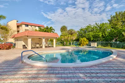 3160 Holiday Springs Boulevard #7-112, Margate, FL 33063 - Photo 27