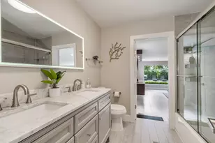300 SE 8th Ct, Pompano Beach, FL 33060 - Photo 21