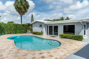 300 SE 8th Ct, Pompano Beach, FL 33060 - Photo 23