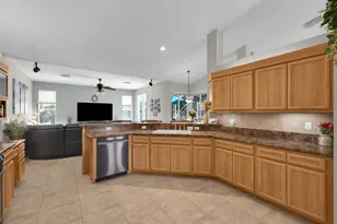 842 SE Quiescent Ln, Port Saint Lucie, FL 34983 - Photo 19