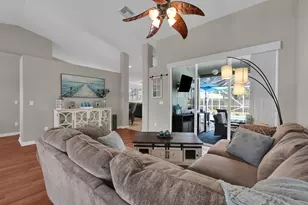 842 SE Quiescent Ln, Port Saint Lucie, FL 34983 - Photo 9