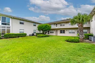 3 Lake Vista Trail, Port Saint Lucie, FL 34952 - Photo 3