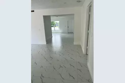 2747 Summit Boulevard, West Palm Beach, FL 33406 - Photo 15