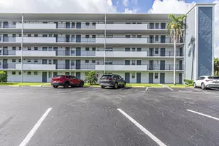950 Hillcrest Dr, Hollywood, FL 33021 - Photo 1