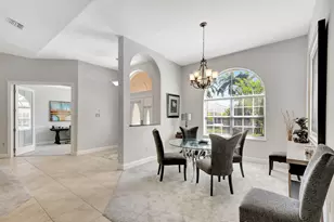 8055 Kiawah Trce, Port Saint Lucie, FL 34986 - Photo 13