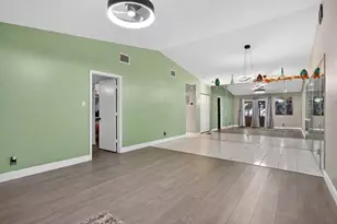 540 NW 43rd St, Deerfield Beach, FL 33064 - Photo 9