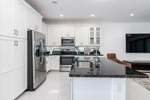 8092 Lemon Serpentine Ln, Delray Beach, FL 33446 - Photo 5