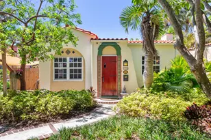 714 Sunset Rd, West Palm Beach, FL 33401 - Photo 1