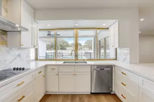 3900 N 45th Ave, Hollywood, FL 33021 - Photo 3
