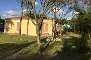 130 NW 5th Ave, Boynton Beach, FL 33435 - Photo 5