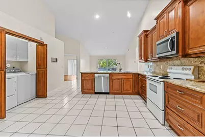 18377 Fresh Lake Way, Boca Raton, FL 33498 - Photo 5