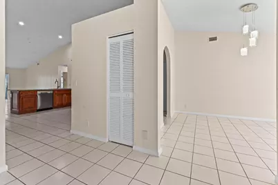 18377 Fresh Lake Way, Boca Raton, FL 33498 - Photo 7