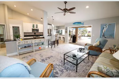 618 SW Barbuda Bay, Port Saint Lucie, FL 34986 - Photo 9