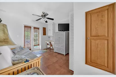 262 SE Monterey Avenue, Stuart, FL 34996 - Photo 25