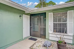 1370 SE Rivergreen Cir, Port Saint Lucie, FL 34952 - Photo 7